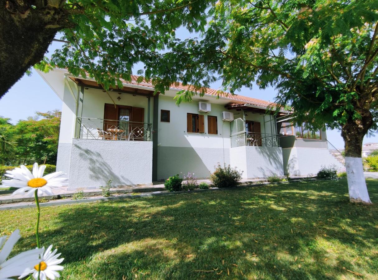 Zisis Garden Studios Ioannina Exterior foto